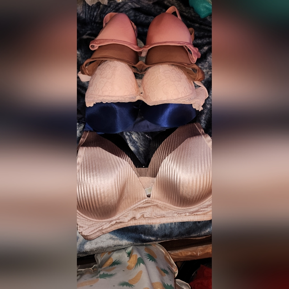 Seven(7) Underwire Bras 38D + One(1) No-wire Bra in XXL